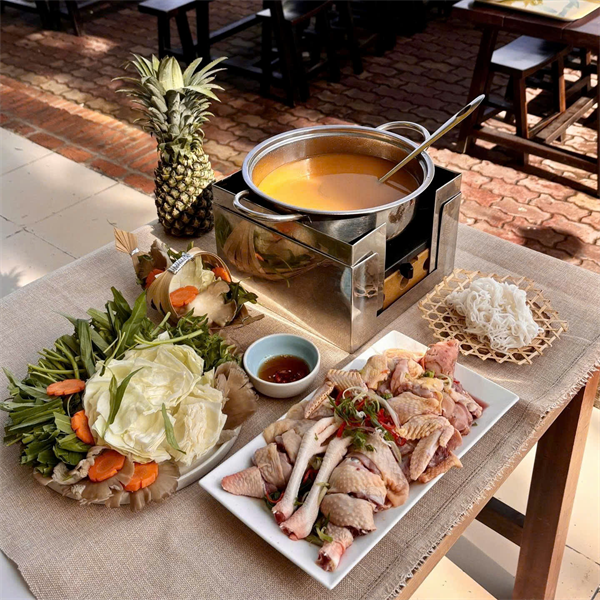 Hình ảnh món ăn tại Nhà hàng Hải Sản Cơm Niêu Vuông Tròn8